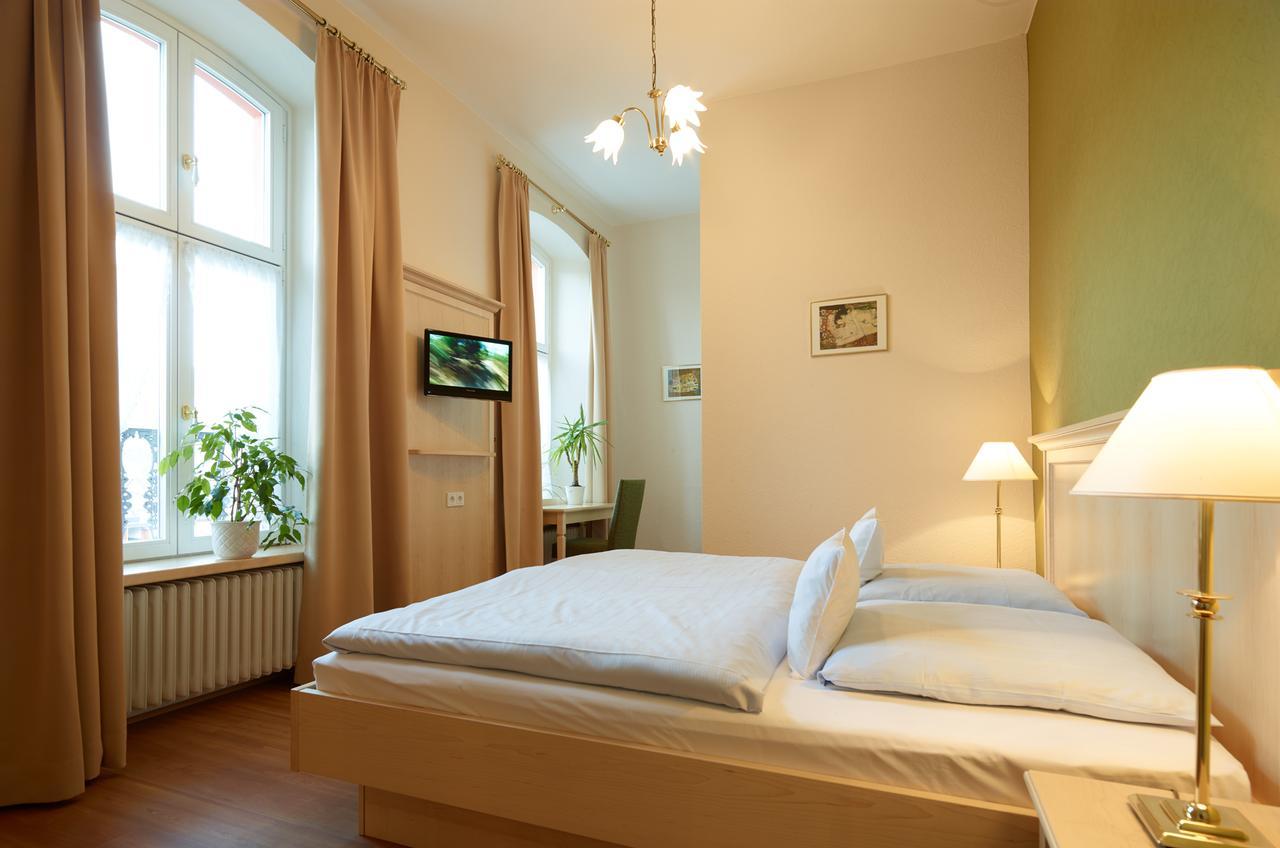 Pension Martinerhof วินทริค ภายนอก รูปภาพ